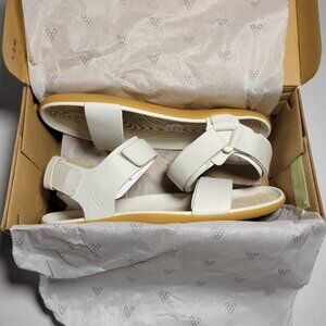 Vivobarefoot Womens Sensus Yin Sandal in Limestone